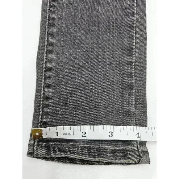 Levi's Women's Size 24 Black High Rise Skinny Jeans NWT - Picture 8 of 10